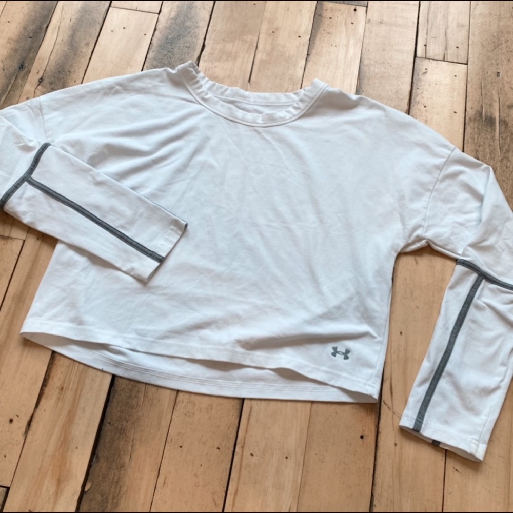 Under Armour Oversized Cropped Long Sleeve
